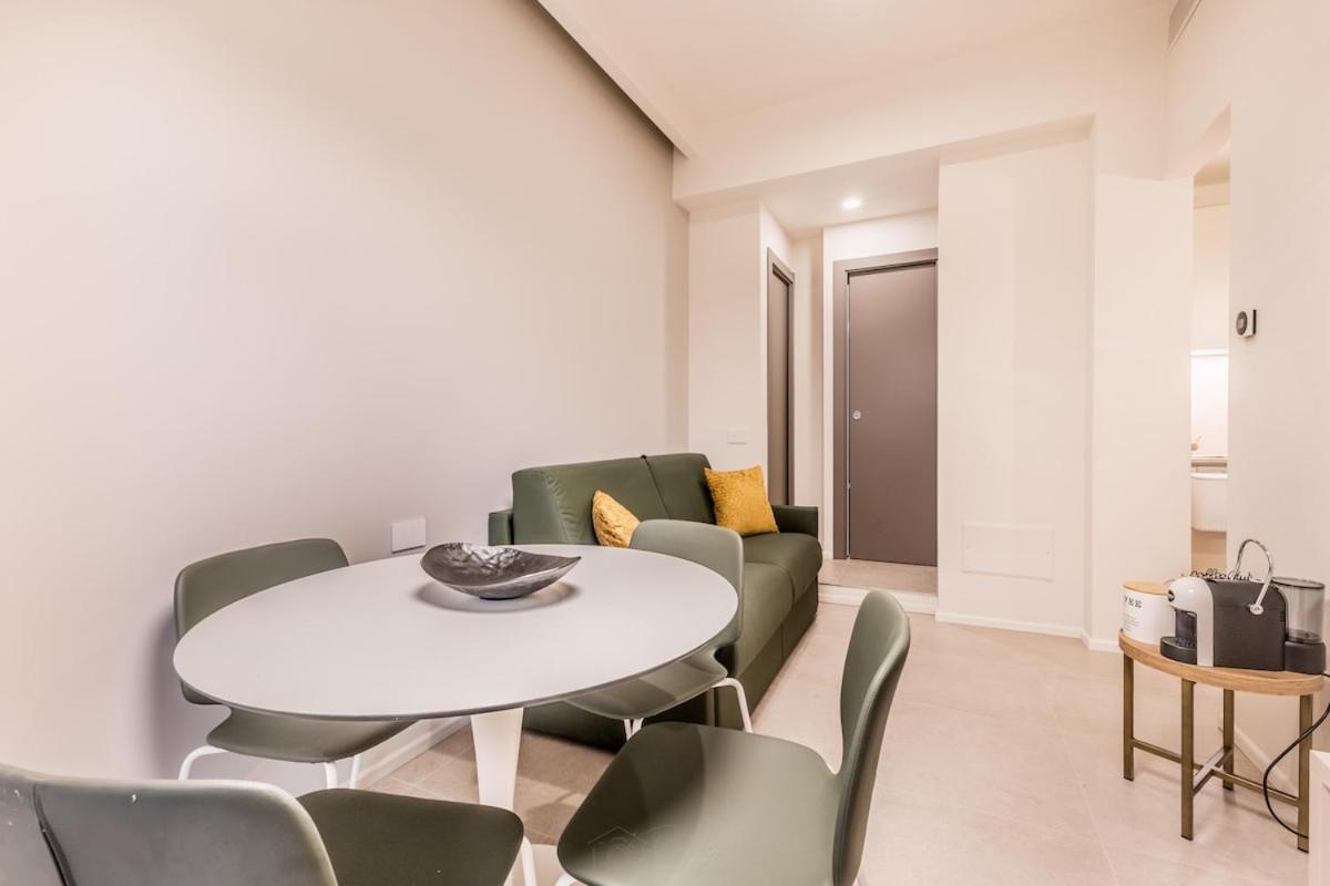 Ep2000 Holidays Apartment Rom